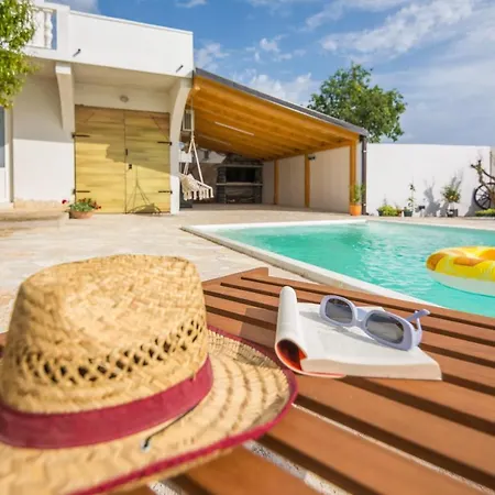 Διαμέρισμα Barbara *