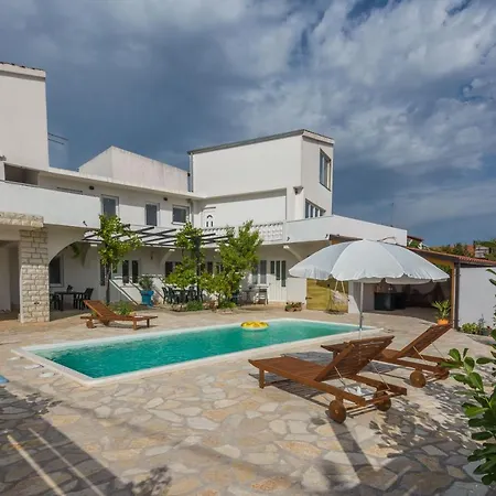 Barbara Διαμέρισμα Tribalj