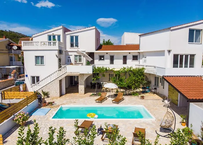 Barbara דירה Tribalj