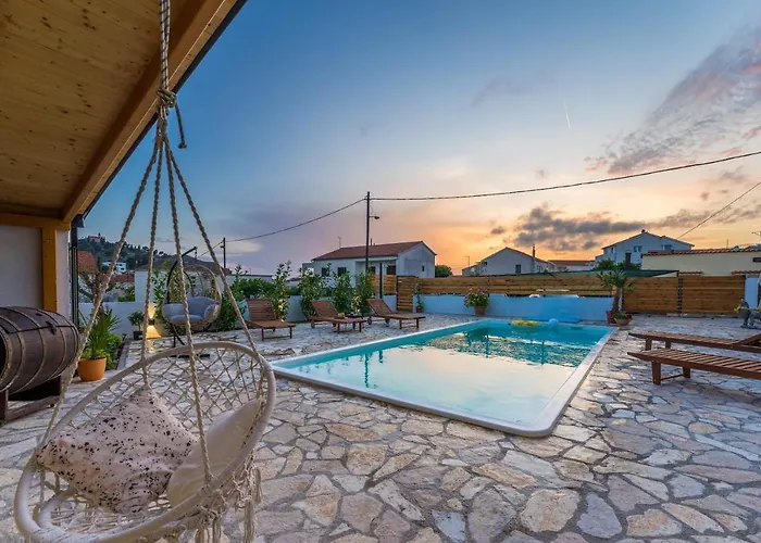 Barbara דירה Tribalj